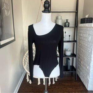 PLT Pretty Little Thing Black Asymmetric Bodysuit